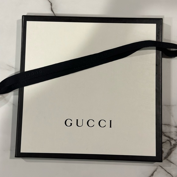 Gucci empty gift box - Picture 3 of 5